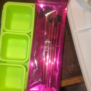 New eye brush packets 💓